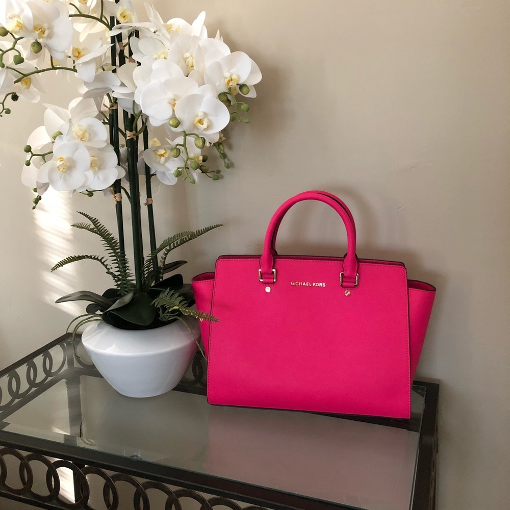 Michael Kors Ultra Pink Large Selma Tote
